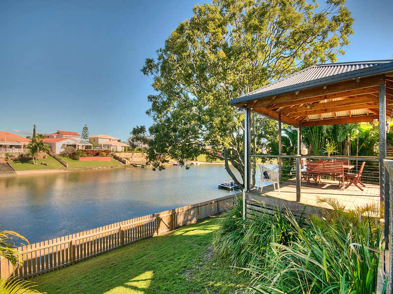 14 Mackay Close, Sorrento, Qld 4217 Property Details