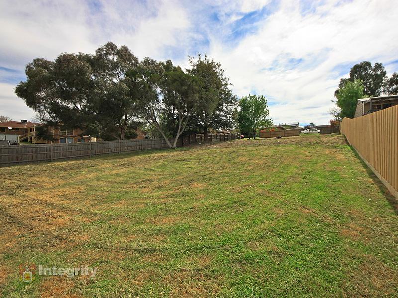 2 Frances Avenue, Yarra Glen, VIC 3775