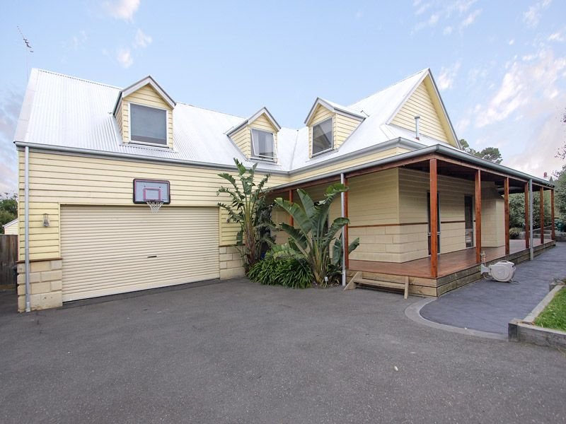 1 Trentham Way, Langwarrin, Vic 3910 Property Details