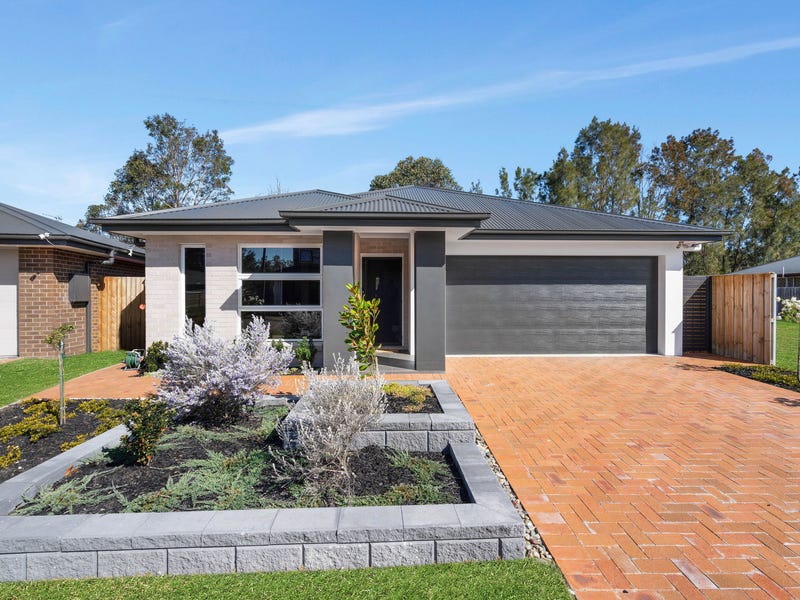 18 Windsor Green Drive, Wyong, NSW 2259 Property Details