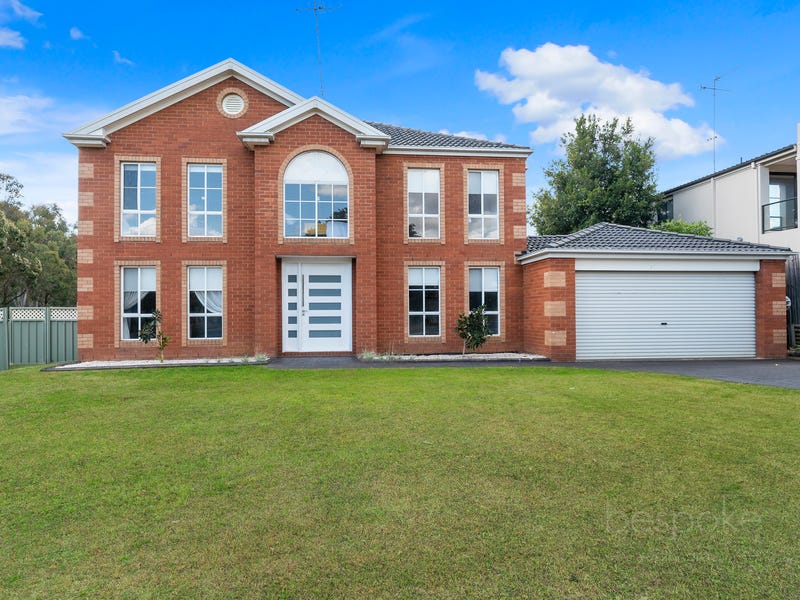 1 Troon Court, Glenmore Park, NSW 2745