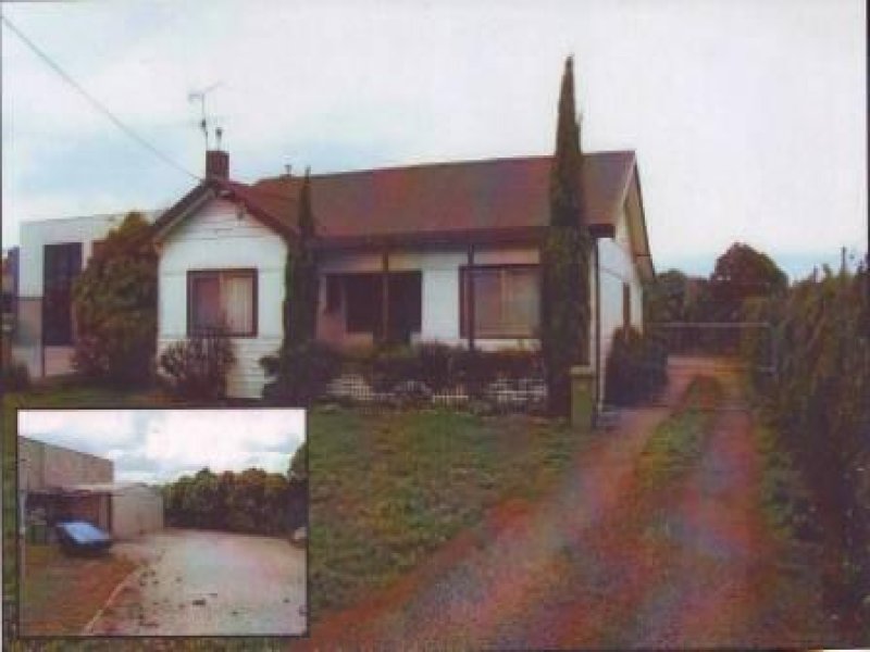 68 Bald Hill Road, Pakenham, VIC 3810