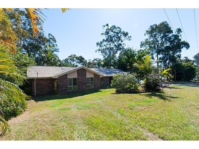 8 Crocus Way, Gaven, Qld 4211