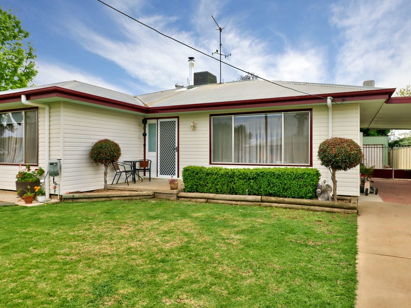 135 Dick Street, Deniliquin, NSW 2710 House for Sale