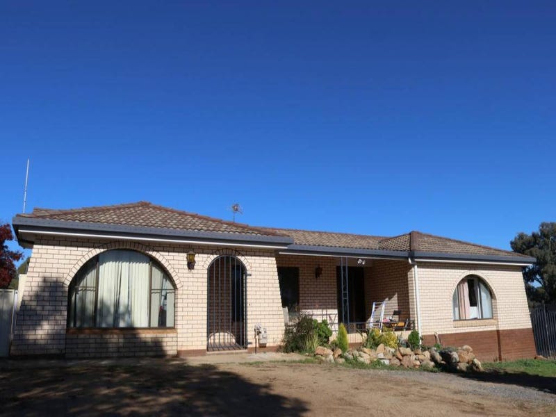 26 William Street, Young, NSW 2594 Property Details