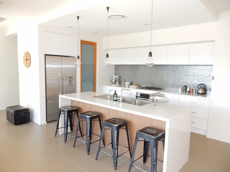 41 Cork Street, Gundaroo, NSW 2620