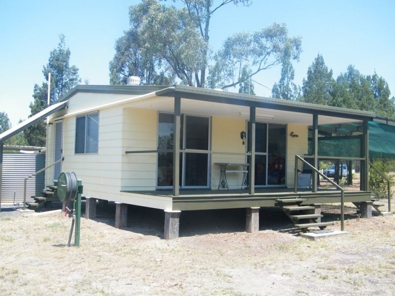 877 Males Drive, Tara, QLD 4421