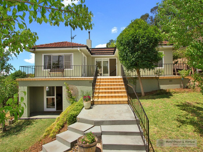 12 Garibaldi Street, Armidale, NSW 2350