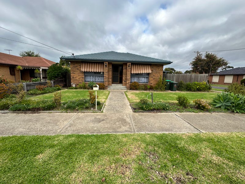 34 Roach Drive, Altona Meadows, VIC 3028