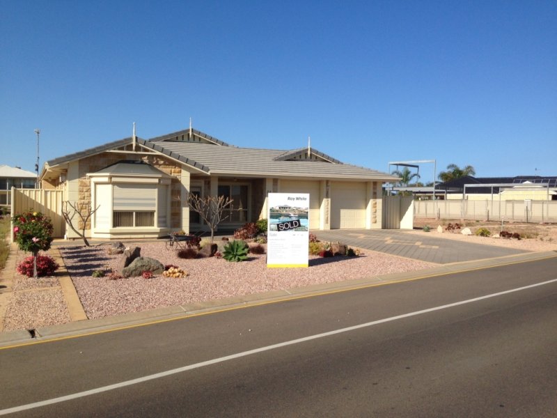 64 Pommern Way, Wallaroo, SA 5556 Property Details