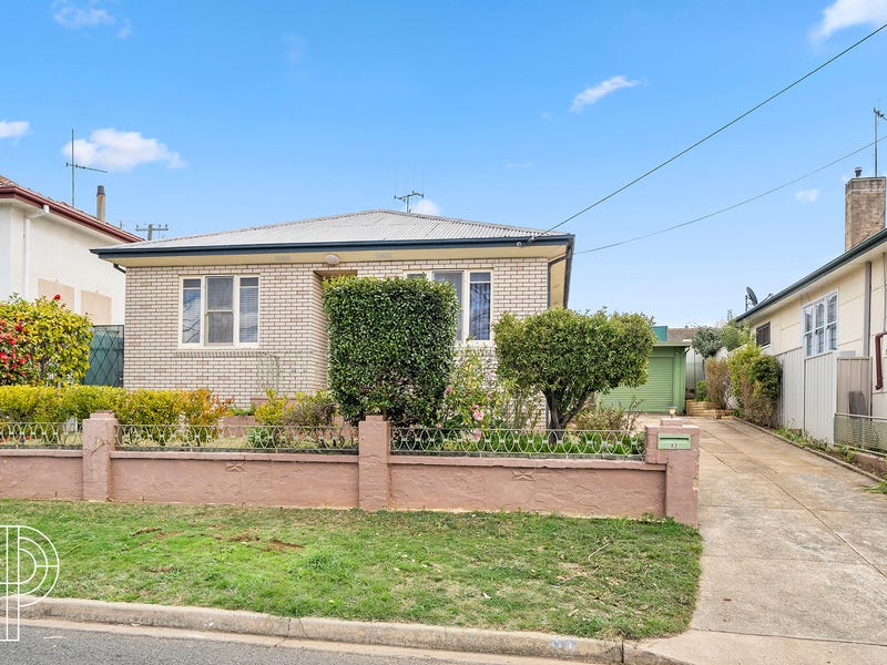 93 Ross Road, Queanbeyan, NSW 2620 Property Details