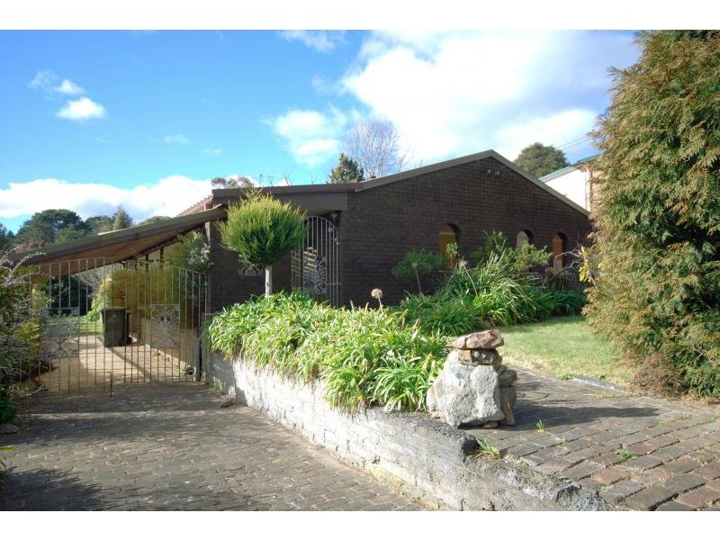 14 Waratah Street, Katoomba, NSW 2780 Property Details