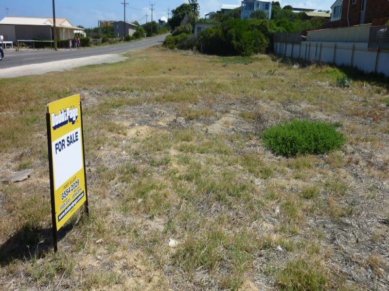 5 Beach Road, Goolwa Beach, SA 5214