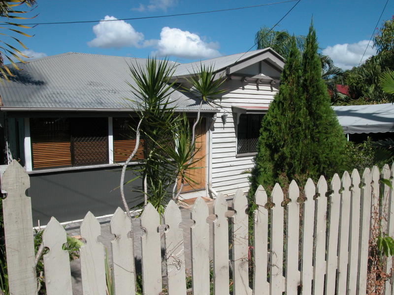 15 Oaka Lane, Gladstone Central, QLD 4680