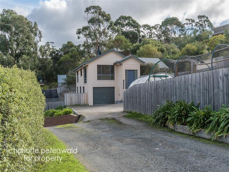 15 Katrina Court, Lindisfarne, Tas 7015 Property Details
