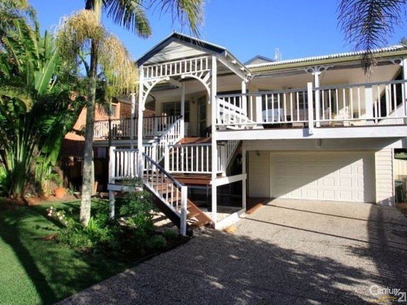 663 Esplanade, Urangan, Qld 4655