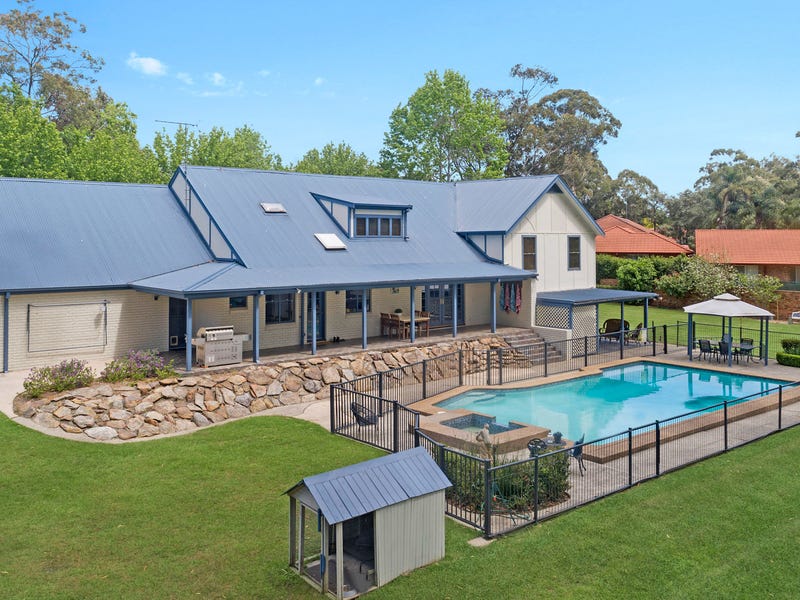 11 Kathleen Avenue, Castle Hill, NSW 2154 11 Kathleen Avenue, Castle Hill, NSW 2154