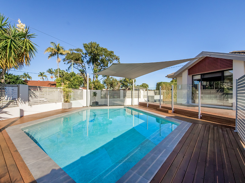 19 Garden Grove, Carrara, QLD 4211