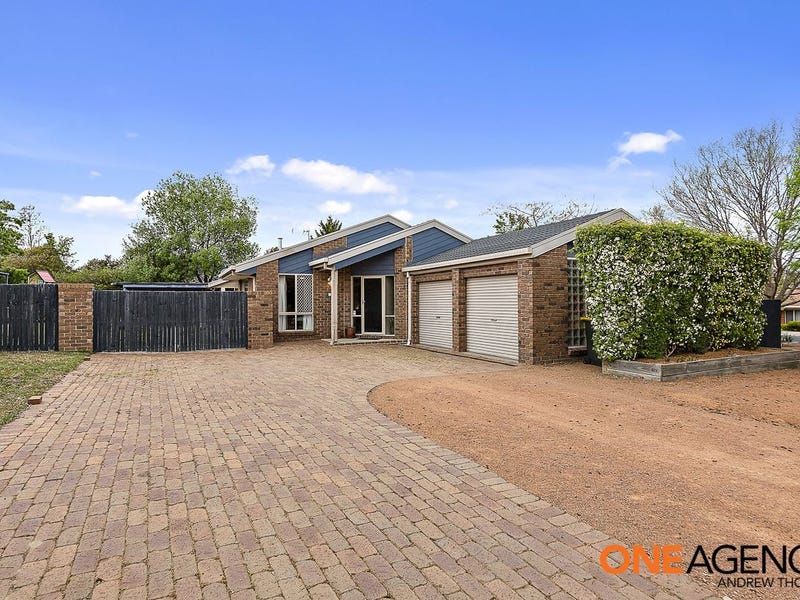 2 Michael Holt Crescent, Gordon, ACT 2906 Property Details