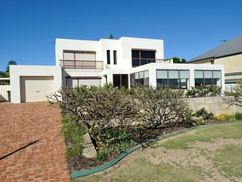 113 Rockingham Beach Road, Rockingham, WA 6168 Property Details