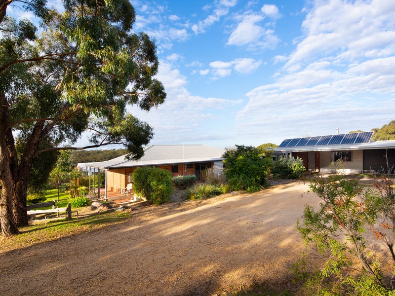 Houses for Sale in Maldon, VIC 3463