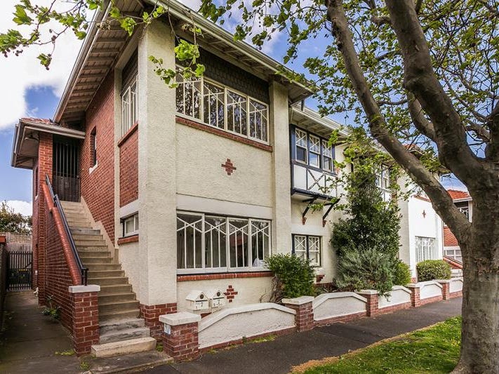 3/7 Byrne Avenue, Elwood, VIC 3184