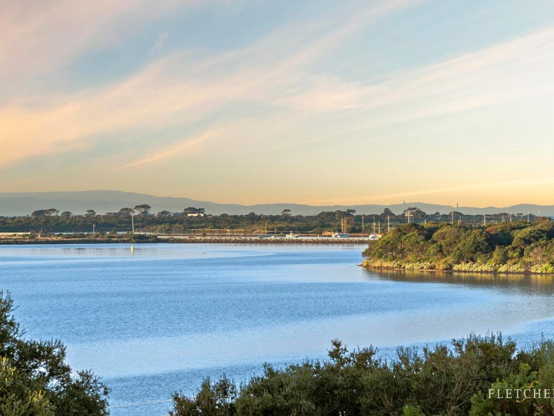 1/99 King Street, Queenscliff, Vic 3225 Townhouse for Sale