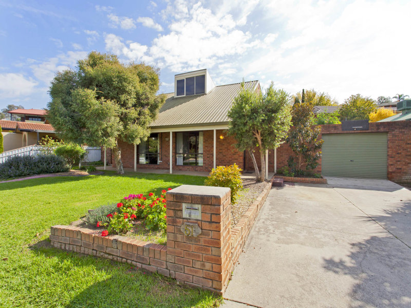 51 Michelle Avenue, Lavington, NSW 2641 Property Details