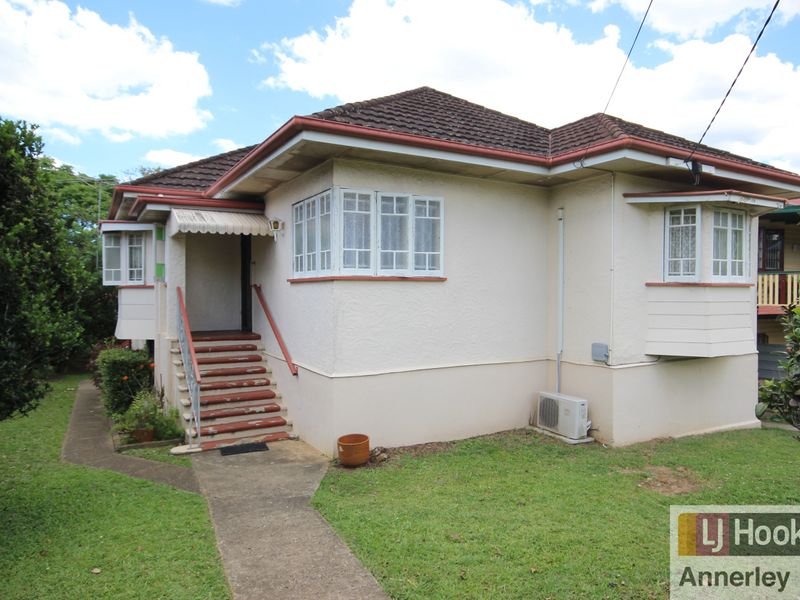 82 Mayfield Road, Moorooka, Qld 4105 Property Details