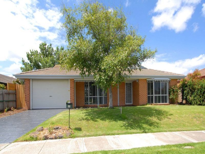 82 Granite Drive, Langwarrin, Vic 3910 Property Details