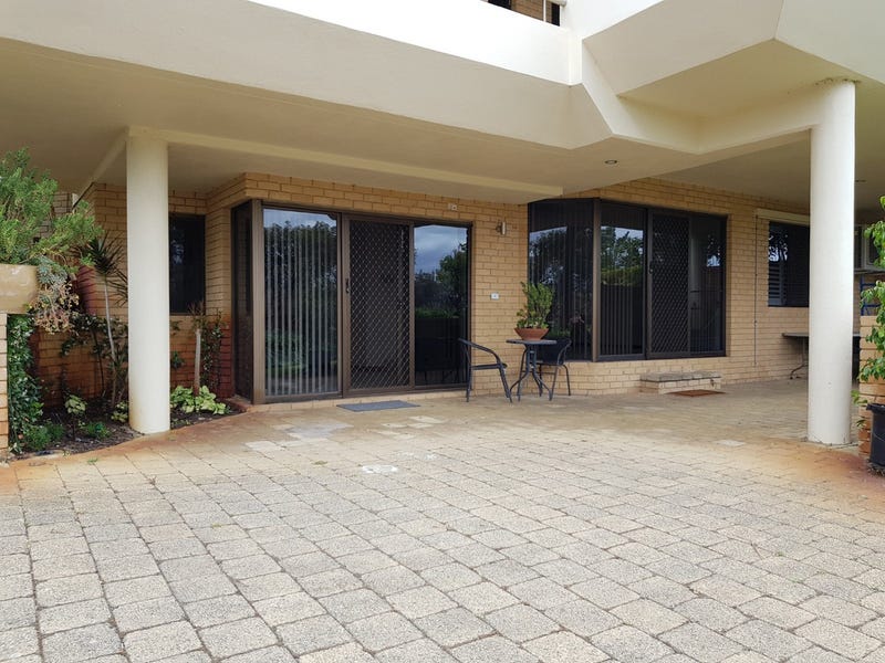 165 Riverton Drive W, Rossmoyne, WA 6148