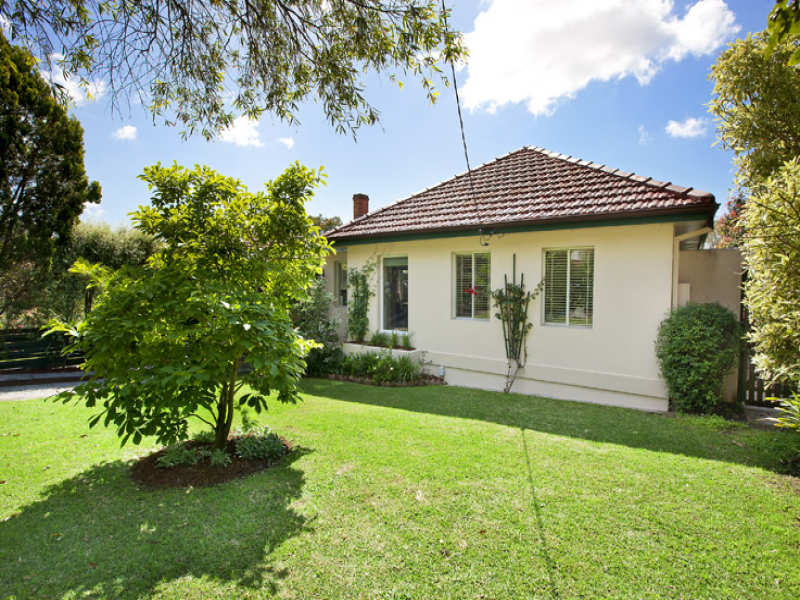 16 Fromelles Avenue, Seaforth, NSW 2092 Property Details