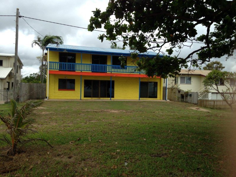 113 Cay Street, Saunders Beach, Qld 4818