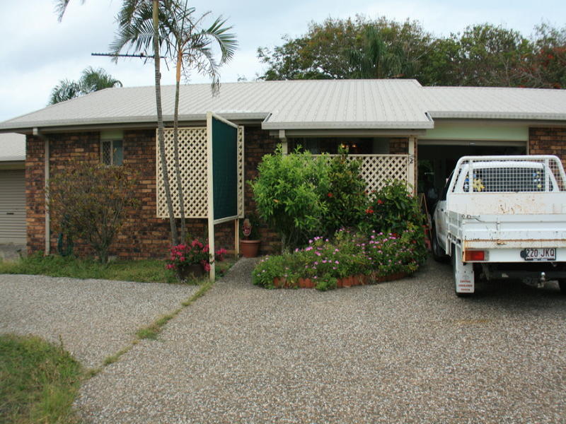 2/25 Richard Street, Emu Park, QLD 4710