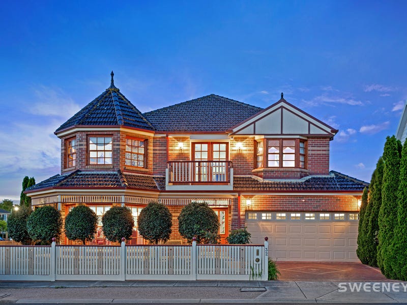 32 Markham Way, Altona Meadows, Vic 3028 House for Sale realestate
