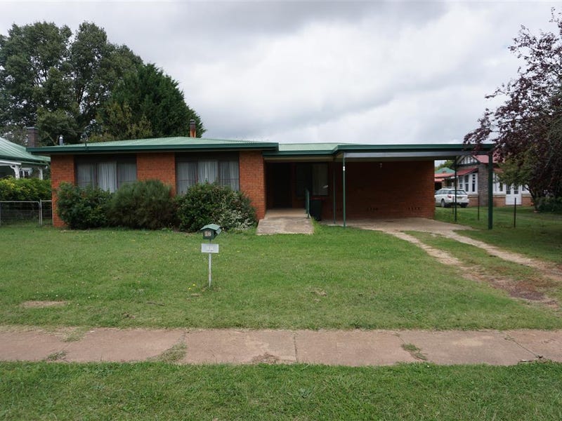 9 Tenterden Street, Guyra, NSW 2365