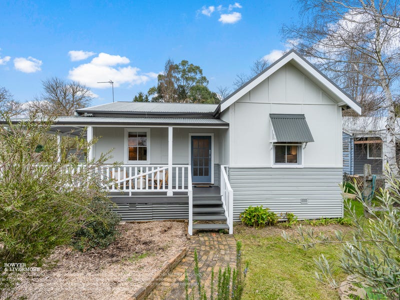 19 Elliott Street, Millthorpe, NSW 2798 Property Details