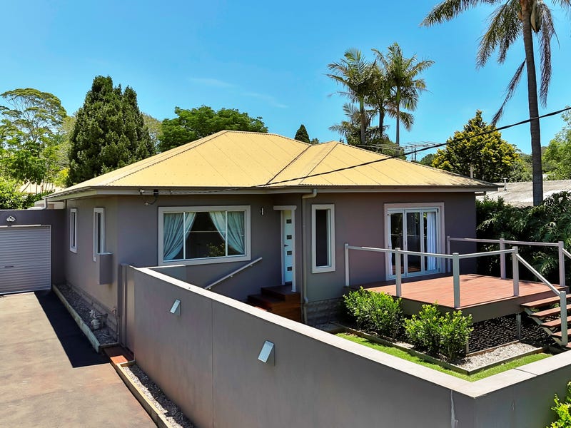 11 Kooroongah Street Mount Lofty Qld 4350