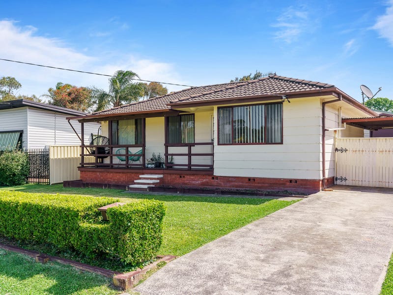 10 Arlington Street, Gorokan, NSW 2263