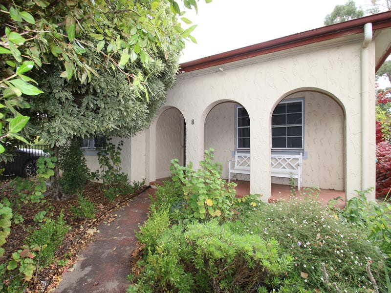 8 Hampden Avenue, Orange, NSW 2800 House for Rent