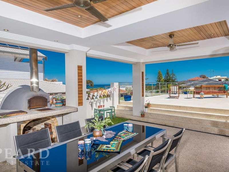 10 Resolute Way, Ocean Reef, WA