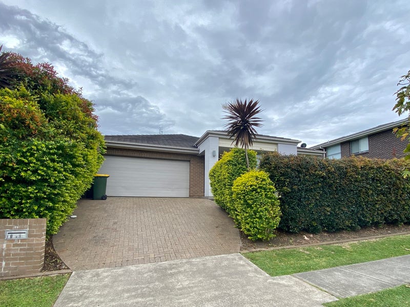 8 Brookfield Avenue, Fletcher, NSW 2287