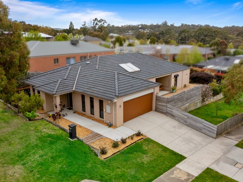 13 Pepper Lane, Buninyong, Vic 3357 Property Details
