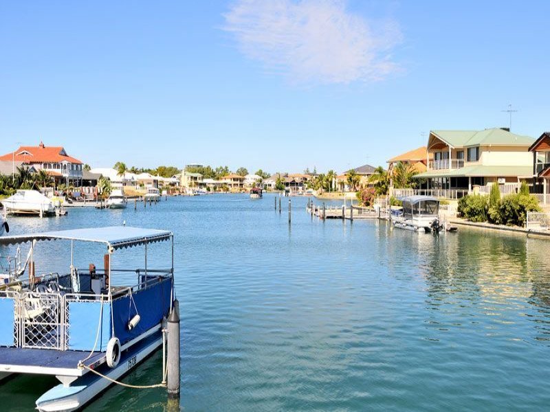 19 Parkwater Cove, Halls Head, WA 6210