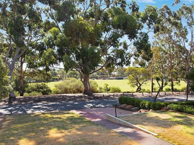 2A Halesworth Road, Jolimont, WA 6014