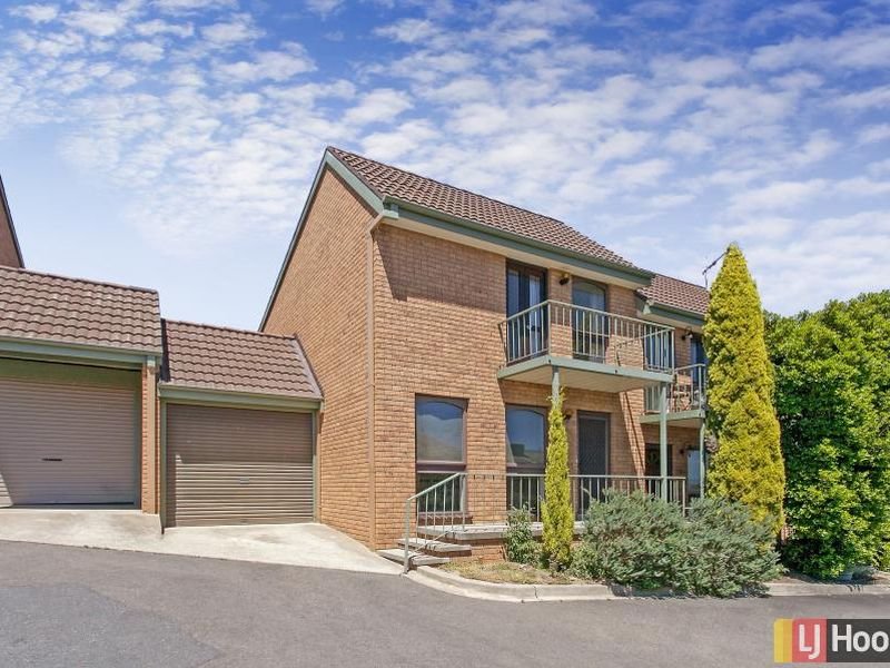 3/8 Nimmitabel Street, Queanbeyan, NSW 2620 Property Details