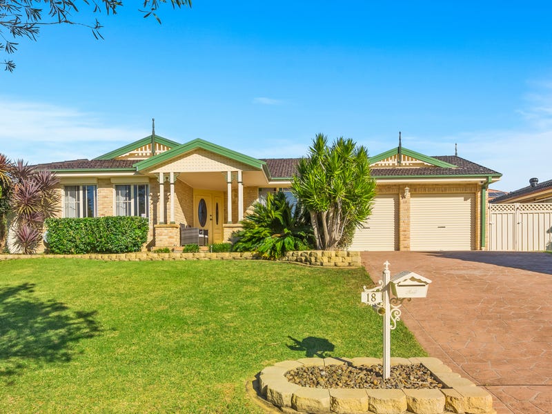 18 Ashton Vale Grove, Horsley, NSW 2530