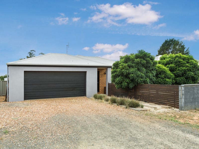 18 Eldon Street, Bridgewater On Loddon, VIC 3516
