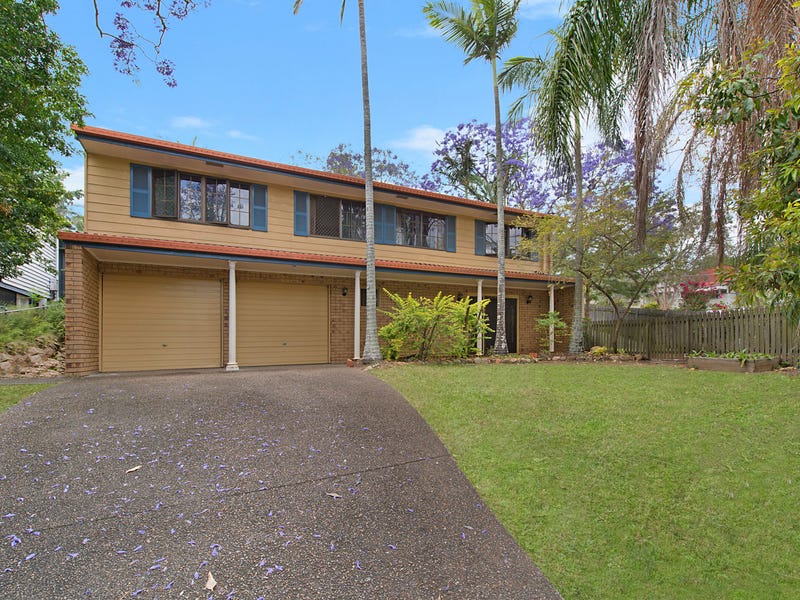 19 Barwood Street, Newmarket, QLD 4051