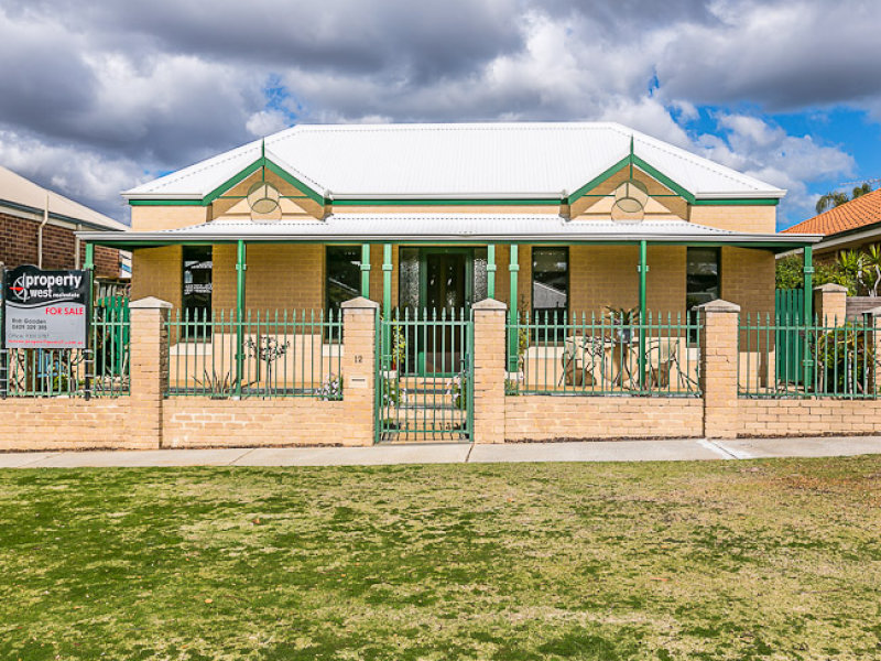 12 St Pauls Cres, Joondalup, WA 6027